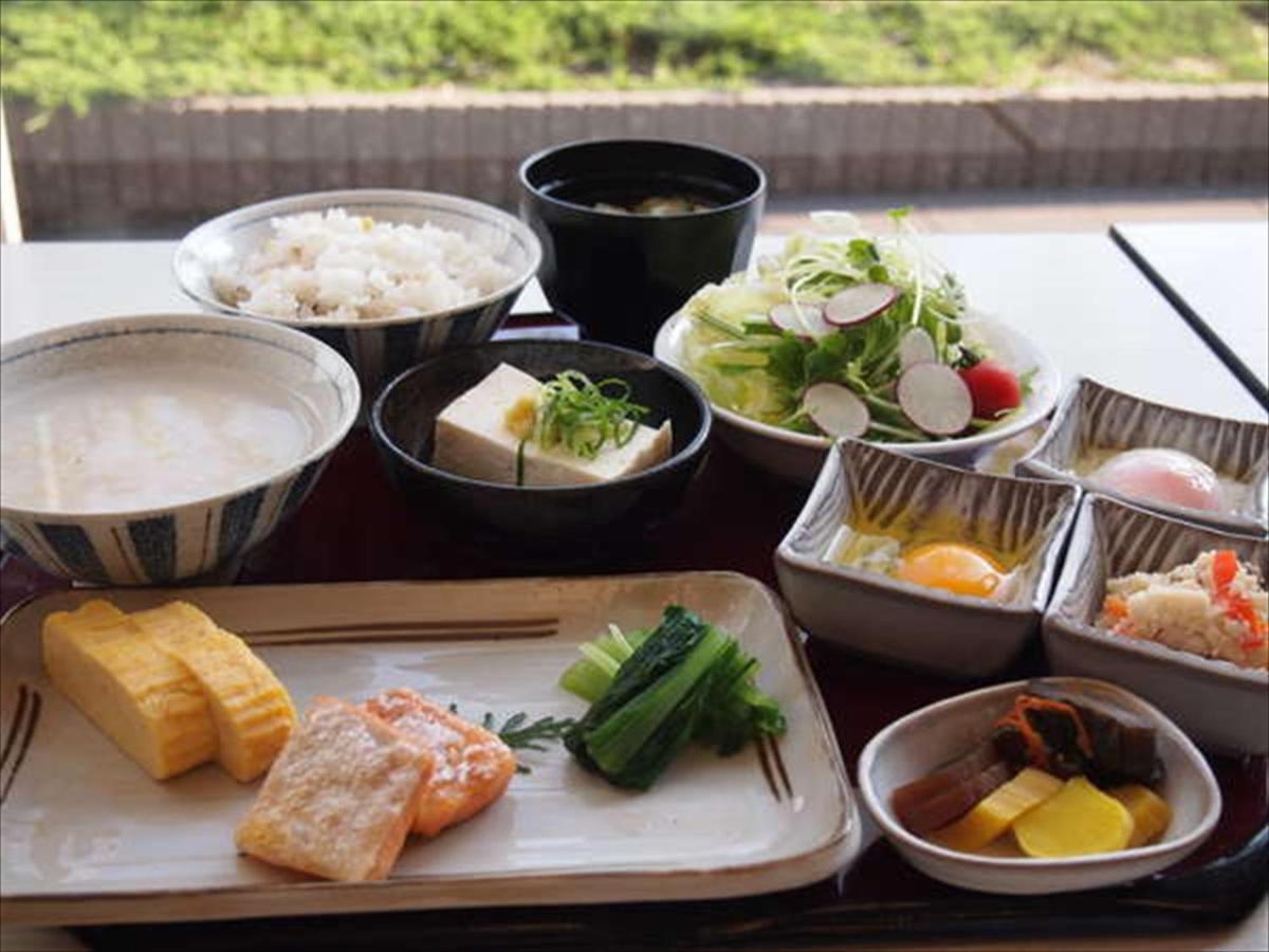 大阪伊丹机场格林瑞奇酒店 池田 外观 照片